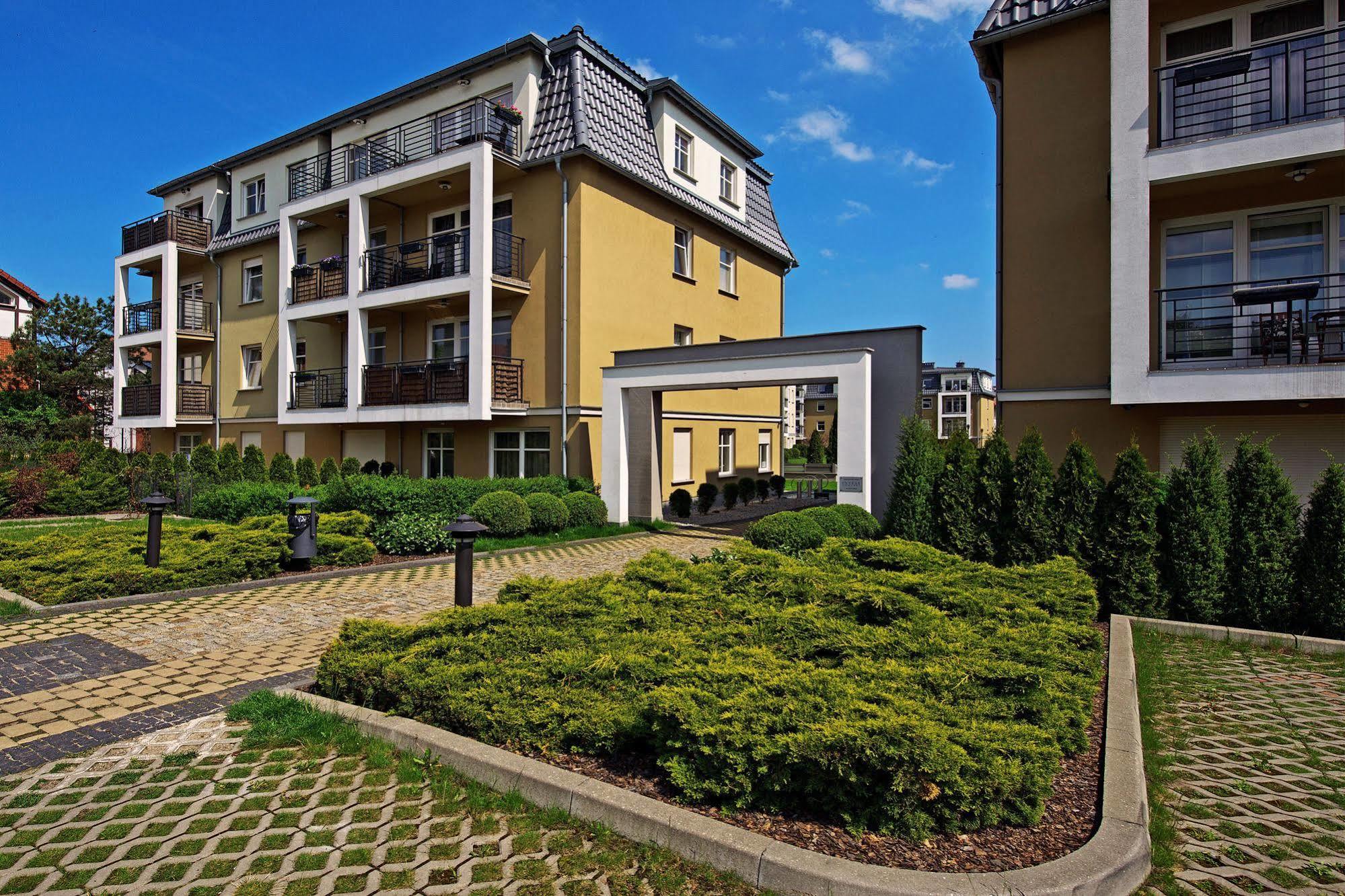 Dom & House - Apartments Parkur Sopot Exteriör bild